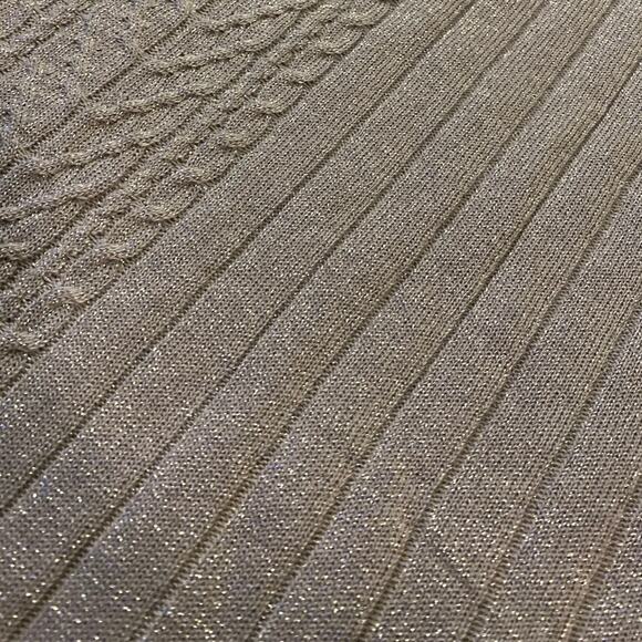 Alfred Dunner Size Medium Blouse Silver Metallic Sparkly Short Sleeve Holiday - Picture 8 of 10